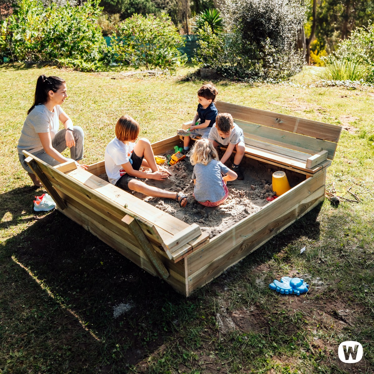Zandbak Flippey met klapdeksel (verschillende maten) 620260_k